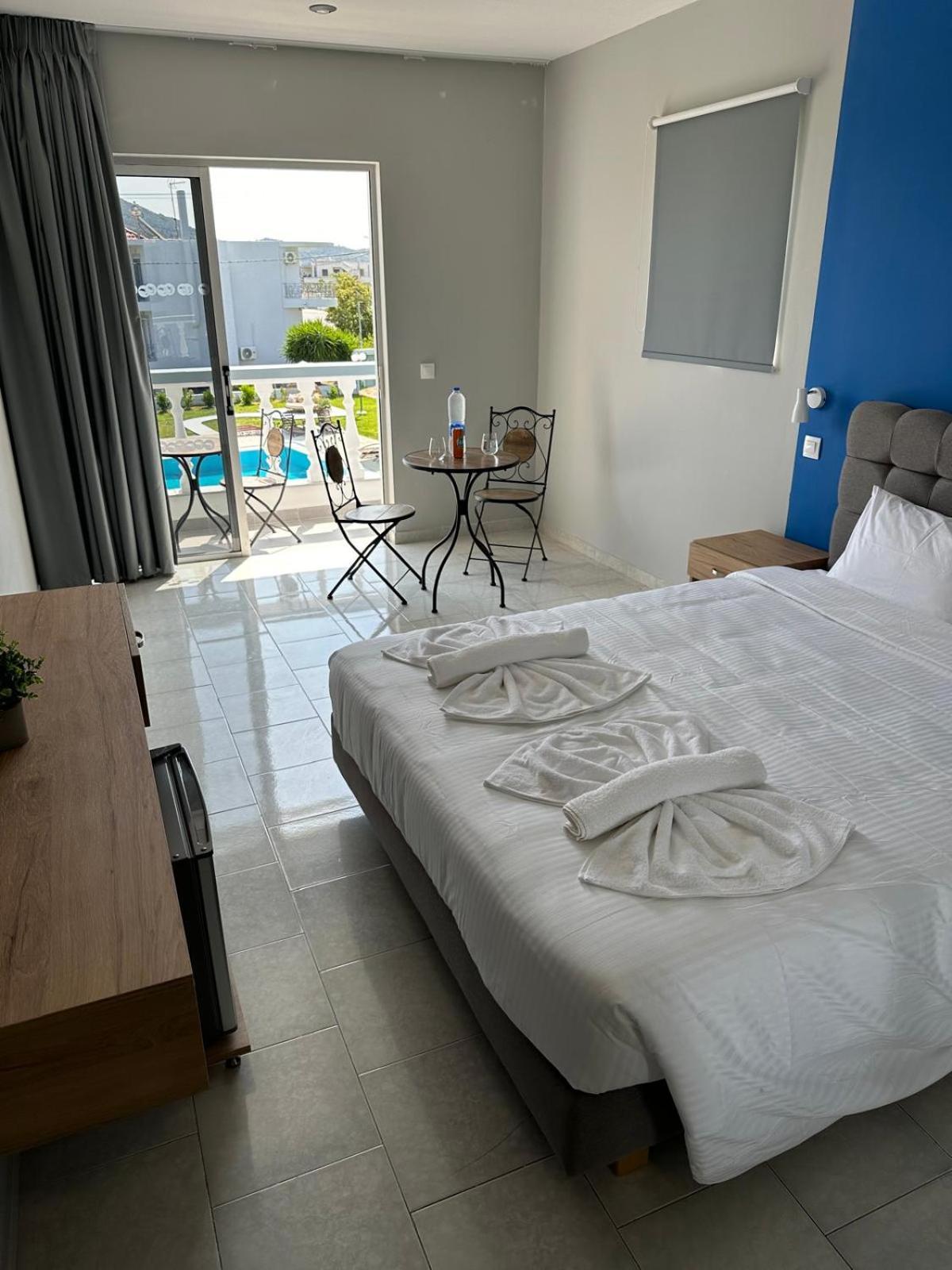Hotel Ayit Theológos